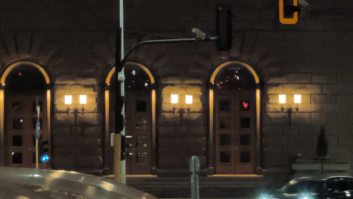 Video screengrabs, low light: 10x - (3840x2160px)